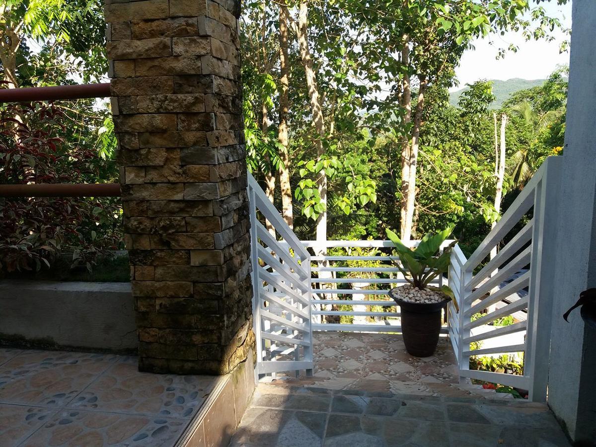 Villa Feliza Лобок Экстерьер фото